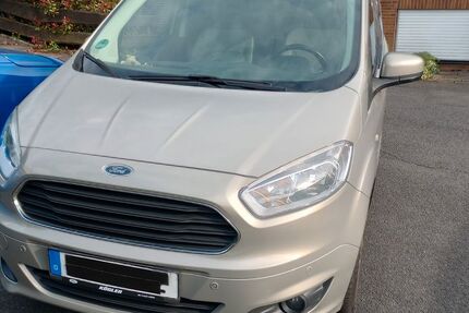 Ford Tourneo Courier 159.000 km 5.700 &euro; Schöneck 61137