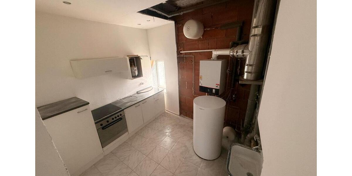 Einfamilienhaus Eschershausen - 7 Zimmer, 160 m&sup2;, 1.500&euro; | Angebot:26302712