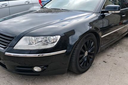 VW Phaeton 139.000 km 11.900 &euro; Berlin 10551