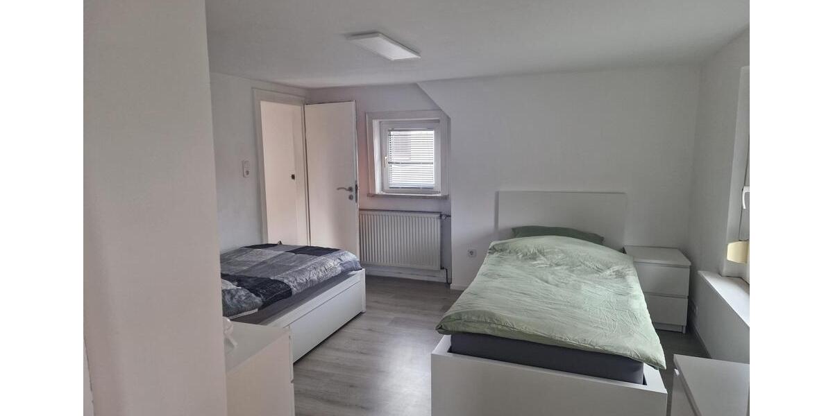 Reihenhaus Salzgitter Ortschaft Südost - 4 Zimmer, 120 m&sup2;, 300&euro; | Angebot:25563844