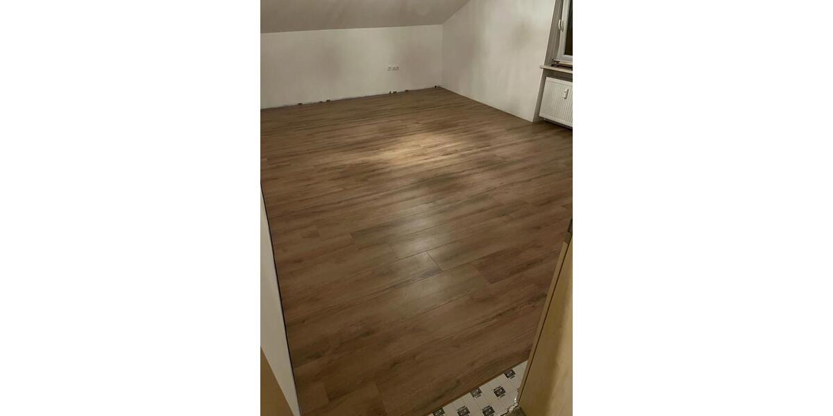 Dachgeschoßwohnung Regen - 3 Zimmer, 107 m&sup2;, 195.000&euro; | Angebot:27226208