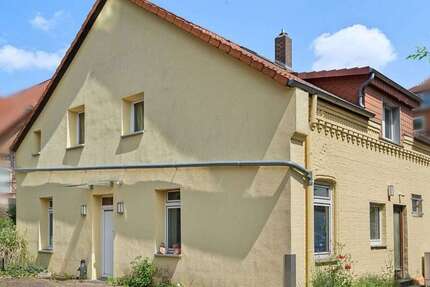 Haus zum Kaufen in Laatzen 290.000 € 203 m² 12 zimmer