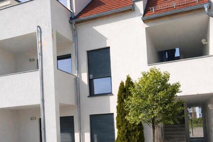 Wohnung Neuendettelsau - 3 Zimmer, 80 m&sup2;, 1.000&euro; | Angebot:25440163