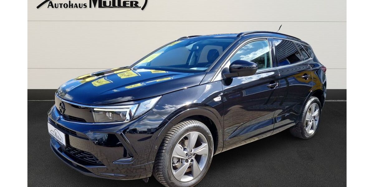 Opel Grandland (X) 9.310 km 22.945 &euro; Gnarrenburg 27442