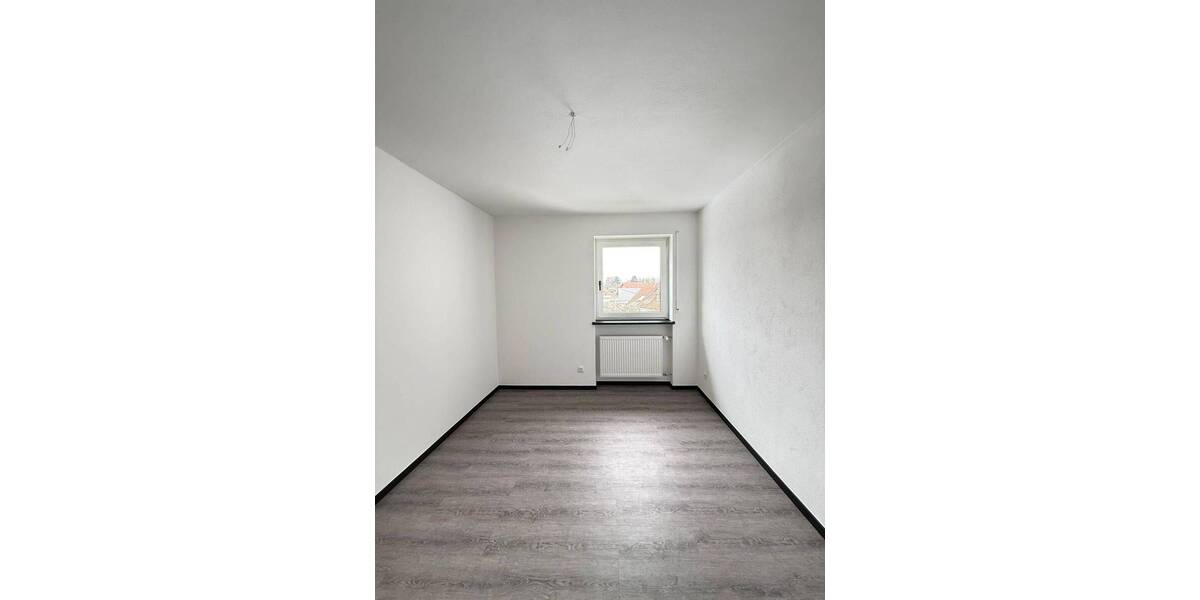 Gewerbeobjekt Weiden in der Oberpfalz Mooslohe - 3 Zimmer, 50 m&sup2;, 168.000&euro; | Angebot:25996190