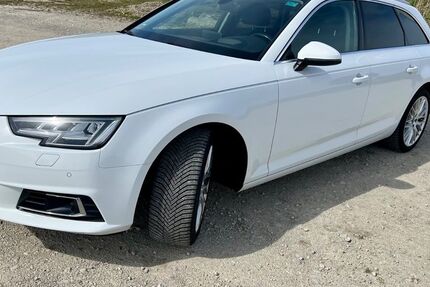 Audi A4 310.000 km 12.100 &euro; Altenbeken 33184