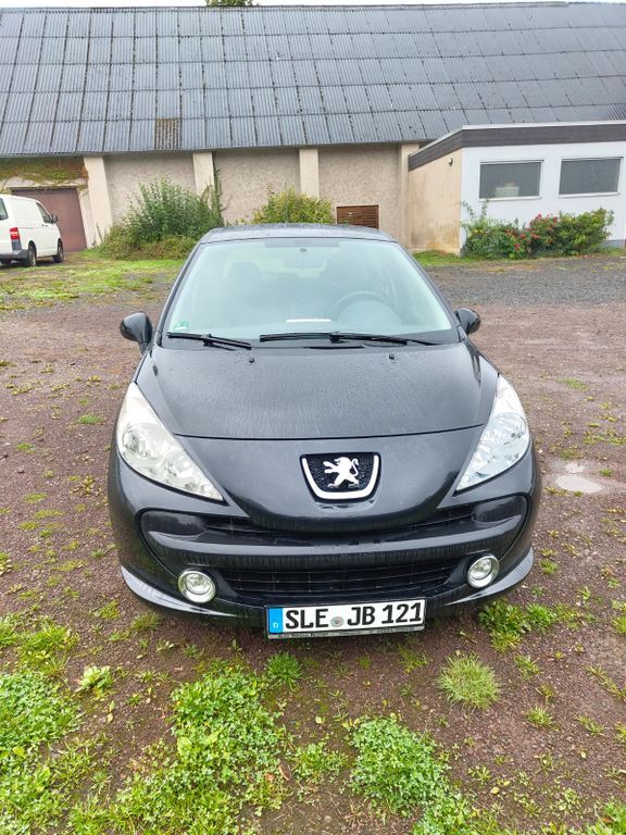 Peugeot 207 156.067 km 2.200 € Hillesheim 54576