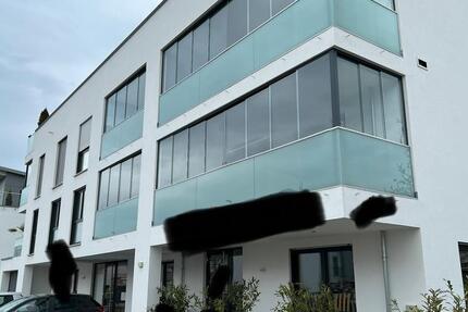 Exklusive 4-Zi.-Wohnung · 100 m² · barrierefrei · Balkon · Garage 4 zimmer