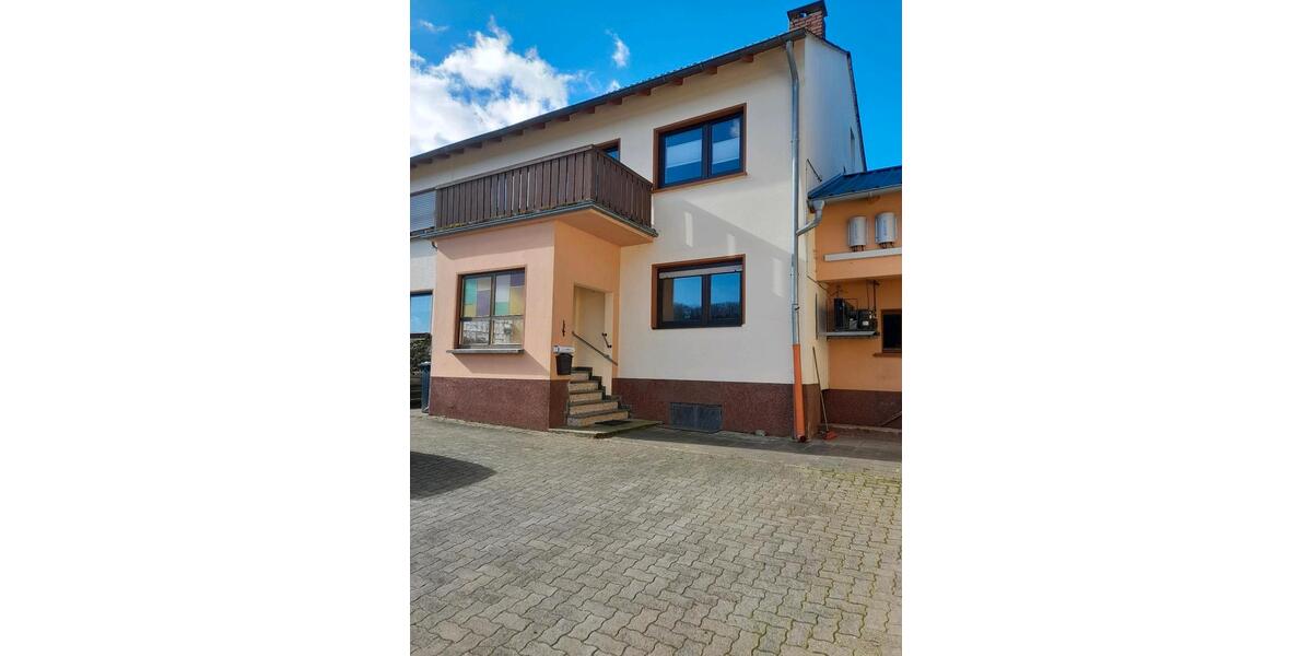 Wohnhaushälfte 4 zimmer