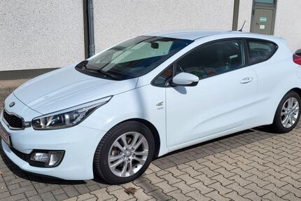 Kia pro ceed / ProCeed 52.145 km 10.490 &euro; Königsbrunn 86343