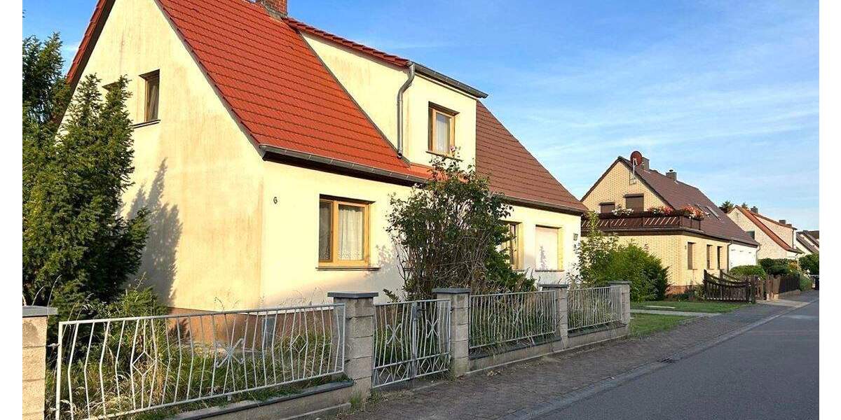 Doppelhaushälfte Gräfenhainichen - 5 Zimmer, 95 m&sup2;, 89.500&euro; | Angebot:25626498