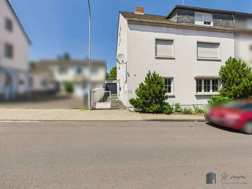Haus zum Kaufen in Koblenz 550.000 € 249 m² 6 zimmer