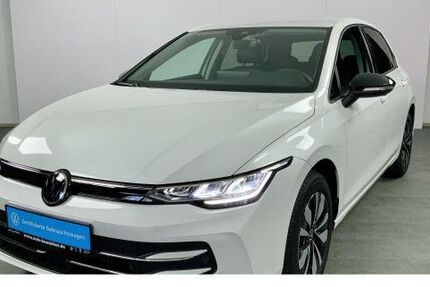 VW Golf 13.990 km 29.990 &euro; Butzbach 35510