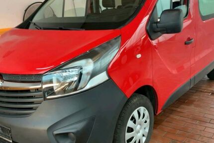 Opel Vivaro 77.300 km 14.999 &euro; Harsefeld 21698