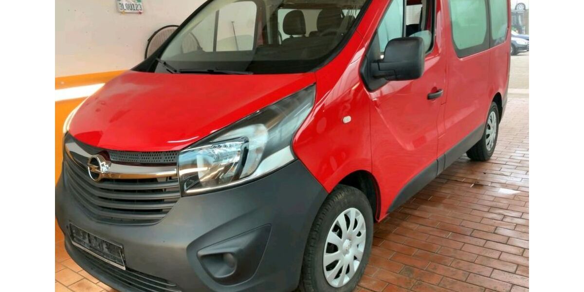 Opel Vivaro 77.300 km 14.999 &euro; Harsefeld 21698