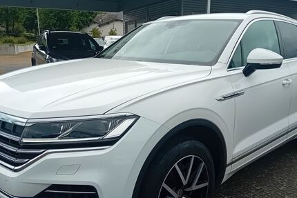 VW Touareg 154.103 km 32.900 &euro; Mehring 54346