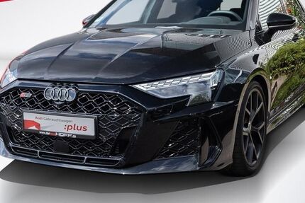 Audi RS3 9.900 km 61.975 &euro; Sankt Augustin-Menden 53757