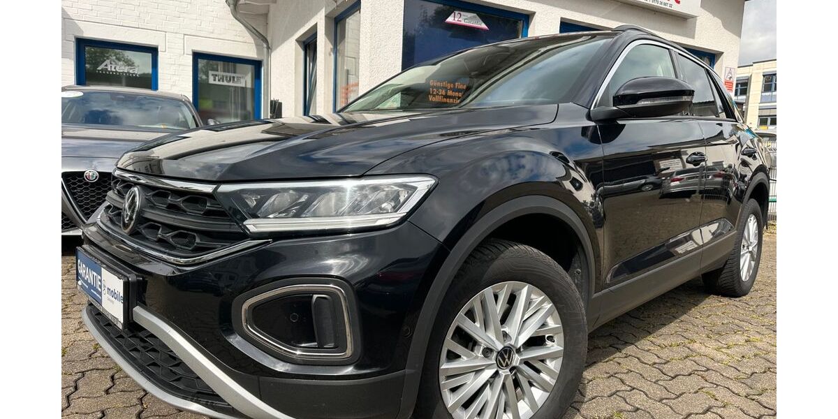 VW T-Roc 68.000 km 18.749 &euro; Gummersbach (Zwischen Toom Markt und ATU) 51645