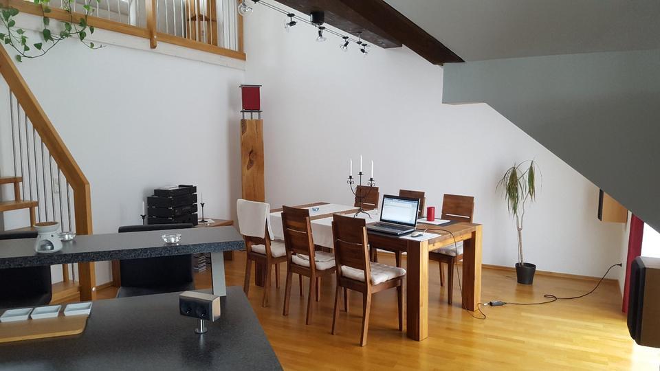 Wunderschöne GalerieWohnung mit EBK