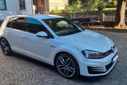 VW Golf 159.000 km 16.000 € Battenberg 35088
