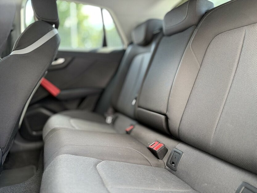 Audi Q2 35 TDI Sport / S Line / KeylessGO / AHK 55.000 km 25.490 € Mönchengladbach 41066