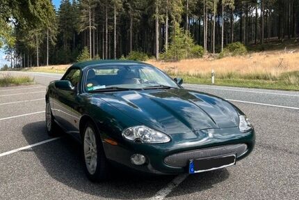 Jaguar XK8