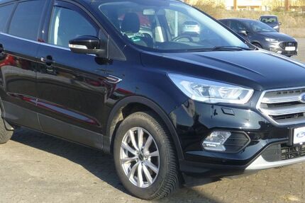 Ford Kuga 30.900 km 14.980 &euro; Wolfen 06766