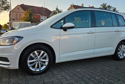 VW Touran 250.000 km 11.400 € Kenzingen 79341