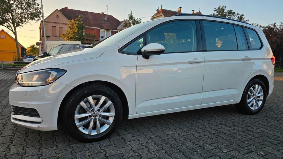 VW Touran 250.000 km 11.400 € Kenzingen 79341