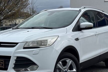 Ford Kuga 155.000 km 7.499 &euro; Dresden 01159