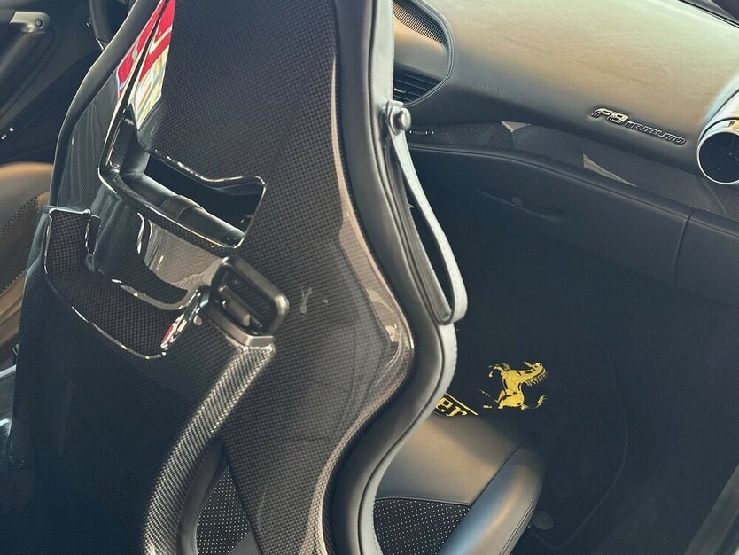 F8 Tributo Racing|Lift|Carbon|Service neu|Garantie