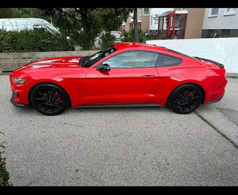 Ford Mustang 122.000 km 27.000 € Heilbronn 74072