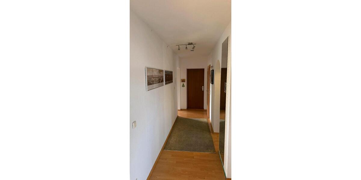 Etagenwohnung Aurach - 3 Zimmer, 92 m&sup2;, 628&euro; | Angebot:25382323