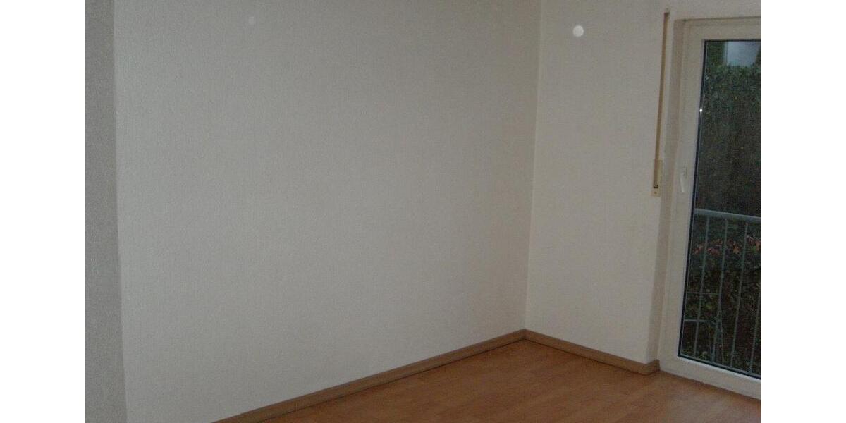 Dachgeschoßwohnung Wipperfürth - 2 Zimmer, 70 m&sup2;, 490&euro; | Angebot:25499382