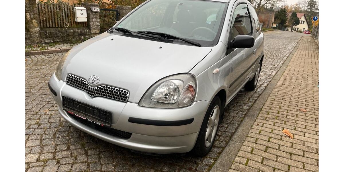 Toyota Yaris 163.175 km 950 &euro; Apolda 99510