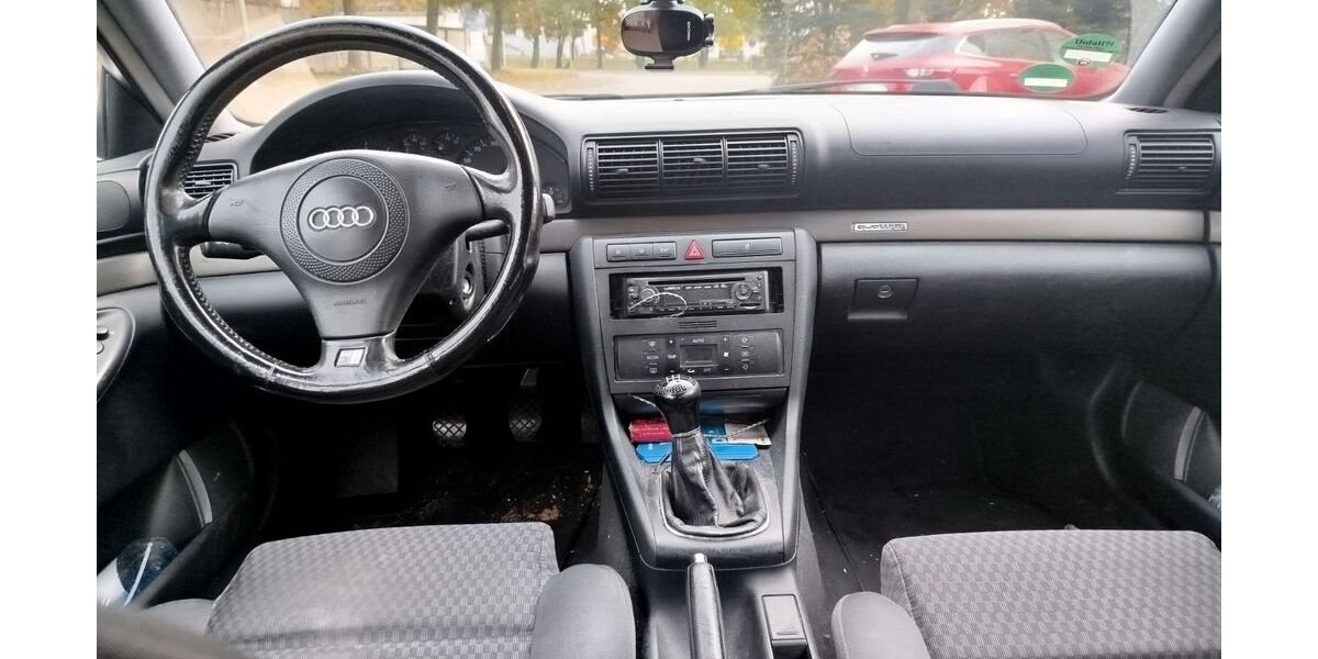 Audi A4 319.000 km 2.000 € Ulm 89079