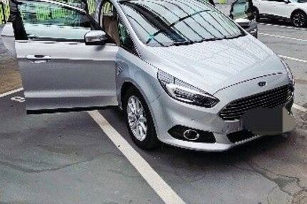 Ford S-Max 175.000 km 14.700 &euro; Stockach 78333