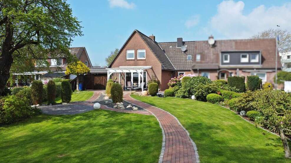 Haus zum Kaufen in Husum 339.000 € 104 m²