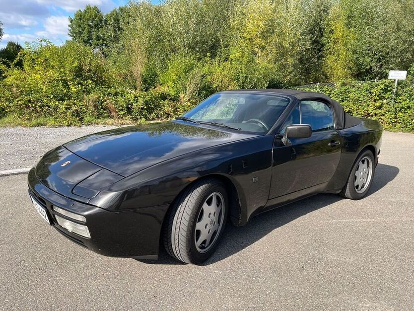 944