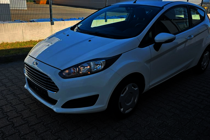 Ford Fiesta 50.000 km 5.990 &euro; Eschweiler 52249