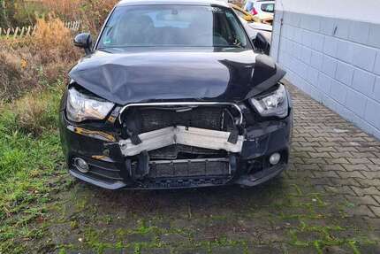 Audi A1 207.000 km 2.450 &euro; Stammheim 61197