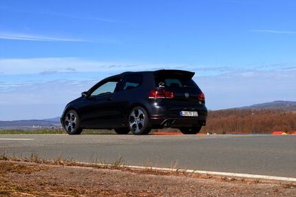 VW Golf 125.000 km 13.399 &euro; Schieder 32816