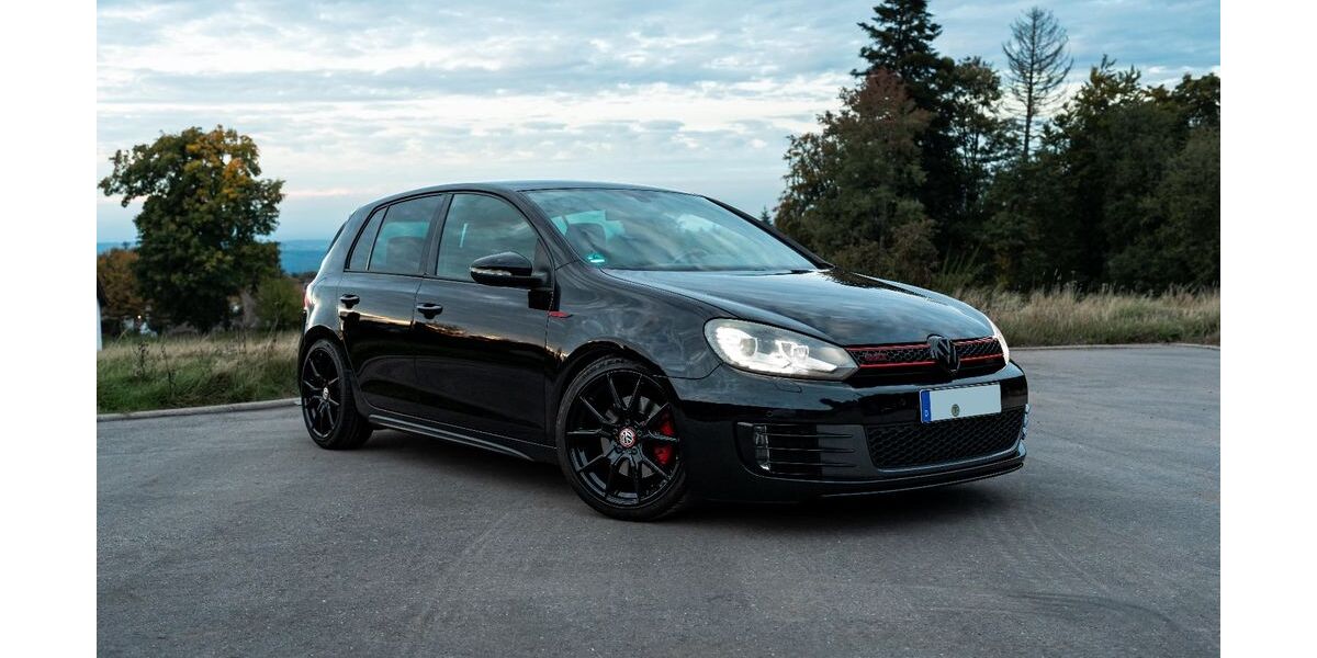 VW Golf 194.252 km 9.199 &euro; Neuenbürg 75305