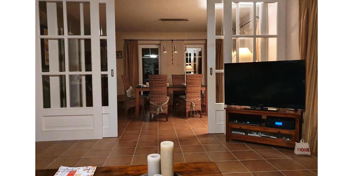 Einfamilienhaus Schortens - 5.5 Zimmer, 180 m&sup2;, 1.500&euro; | Angebot:26019695