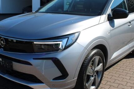 Opel Grandland (X) 26.800 km 22.470 &euro; Attendorn 57439