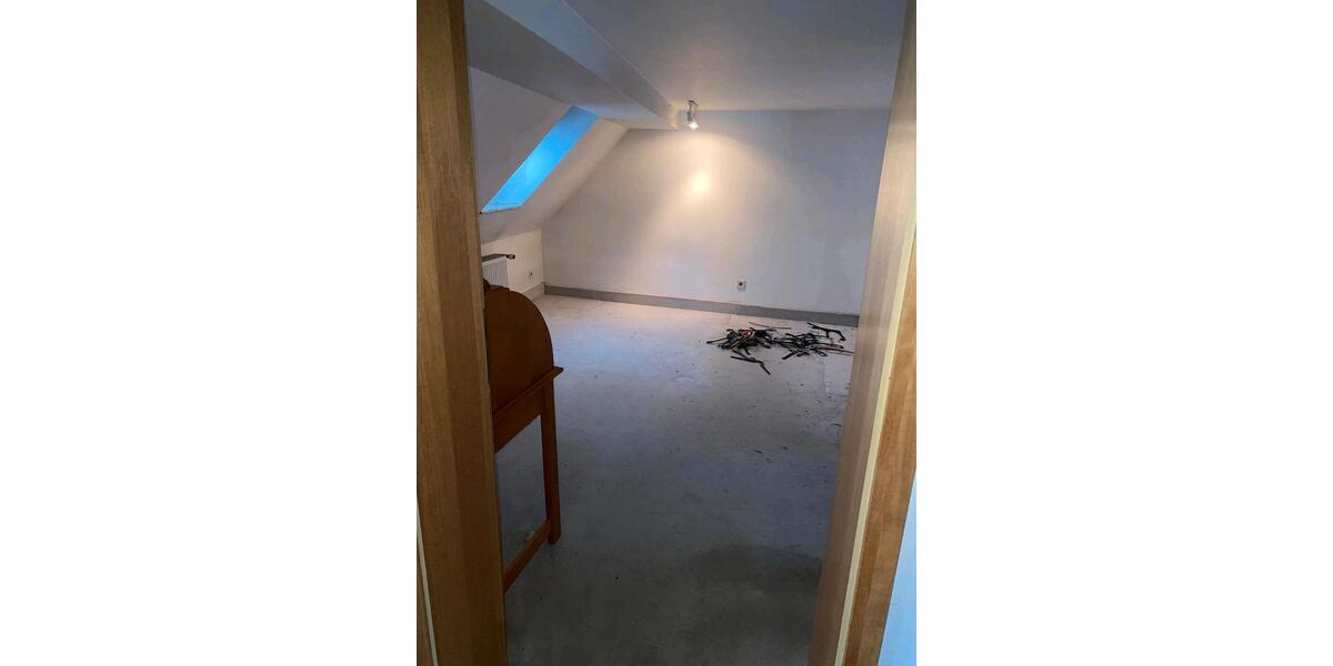 Maisonettenwohnung Helmstedt - 5 Zimmer, 144 m&sup2;, 120.000&euro; | Angebot:24741210