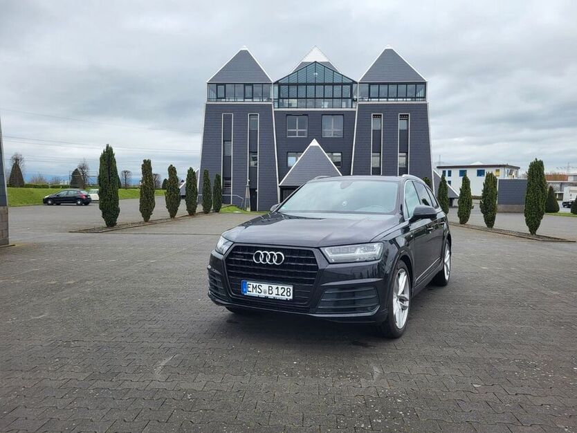 Q7