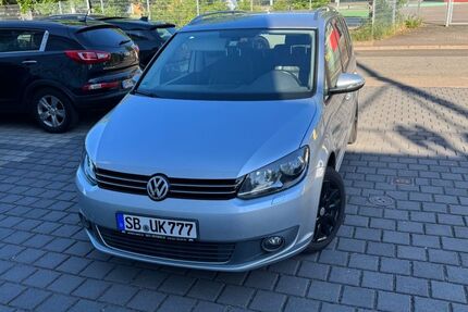 VW Touran 258.117 km 7.199 &euro; Saarbrücken 66117
