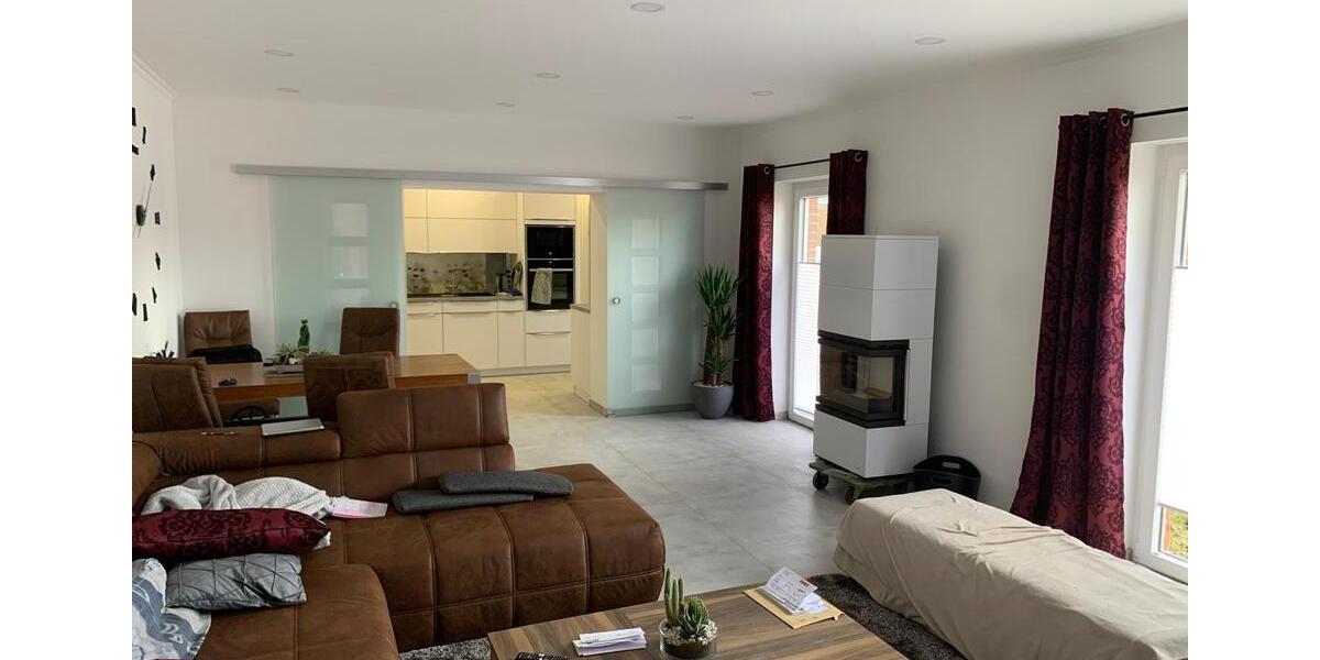 Reitanlage Stall 22 Boxen + gehobene Wohnung Wohnungen Hille 4 zimmer