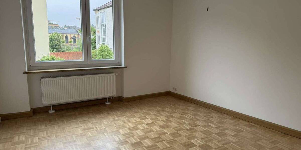 Etagenwohnung Bamberg Gärtnerstadt - 3 Zimmer, 93 m&sup2;, 1.000&euro; | Angebot:26815817